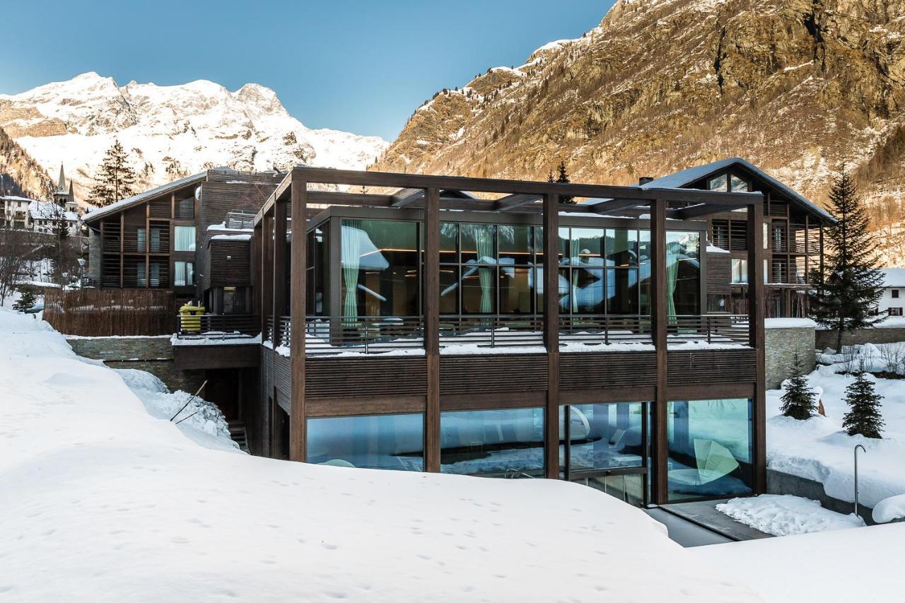 Nh Collection Alagna Mirtillo Rosso Exterior photo