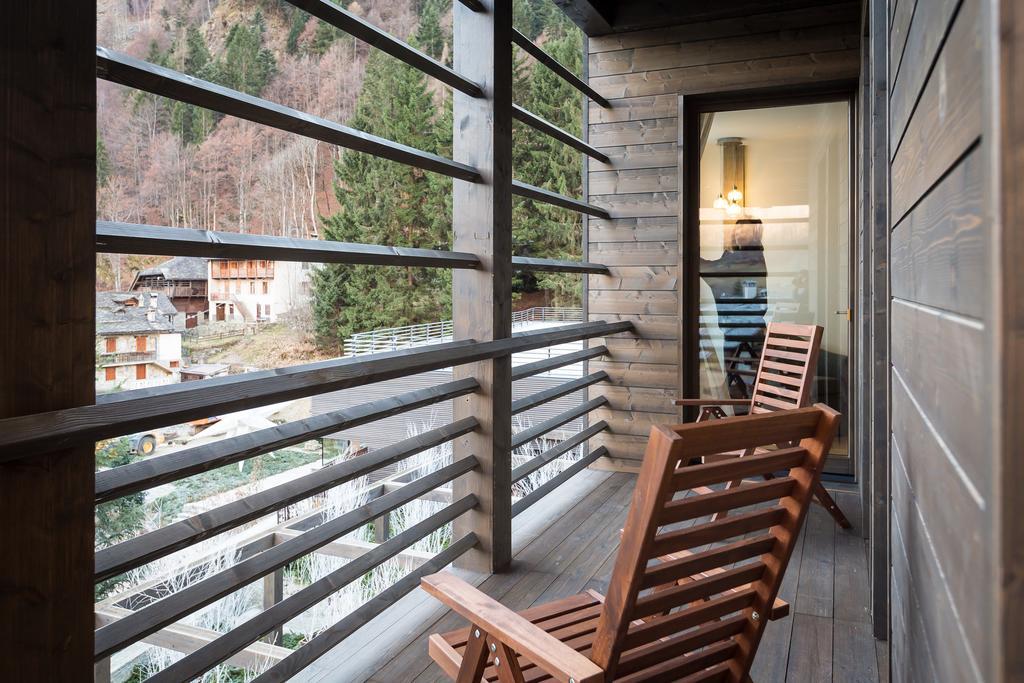 Nh Collection Alagna Mirtillo Rosso Exterior photo